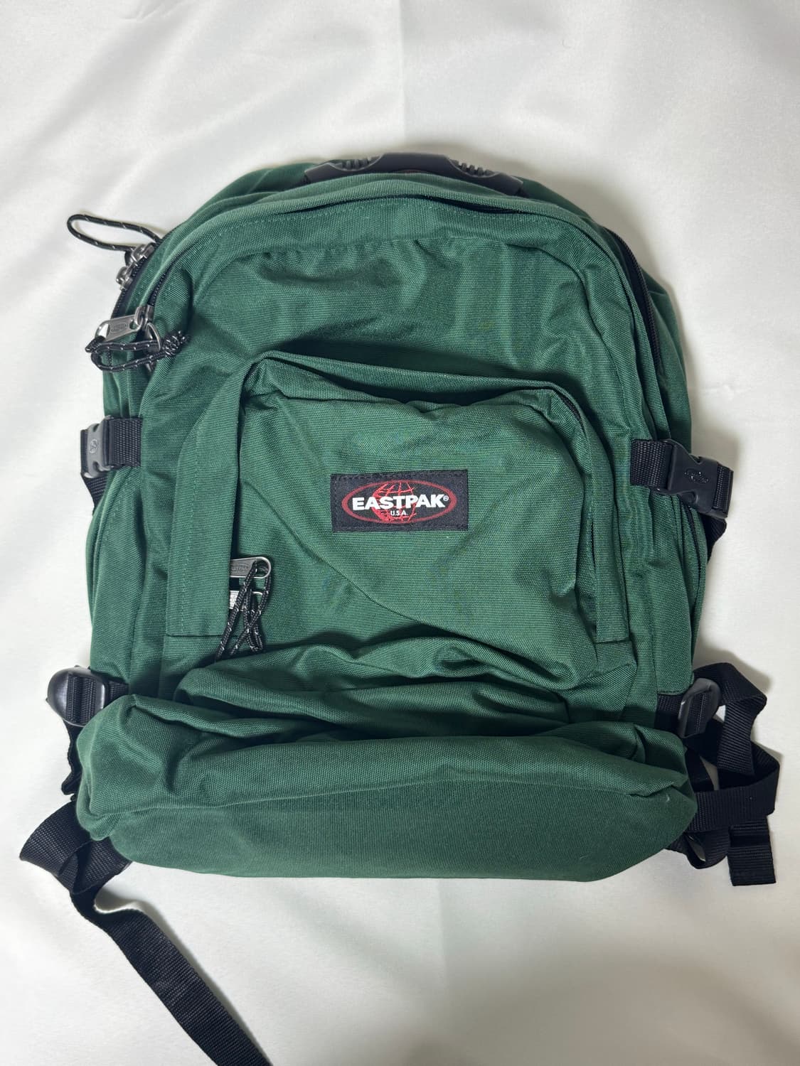 이스트팩 프로바이더 노트북 백팩 상품이미지1