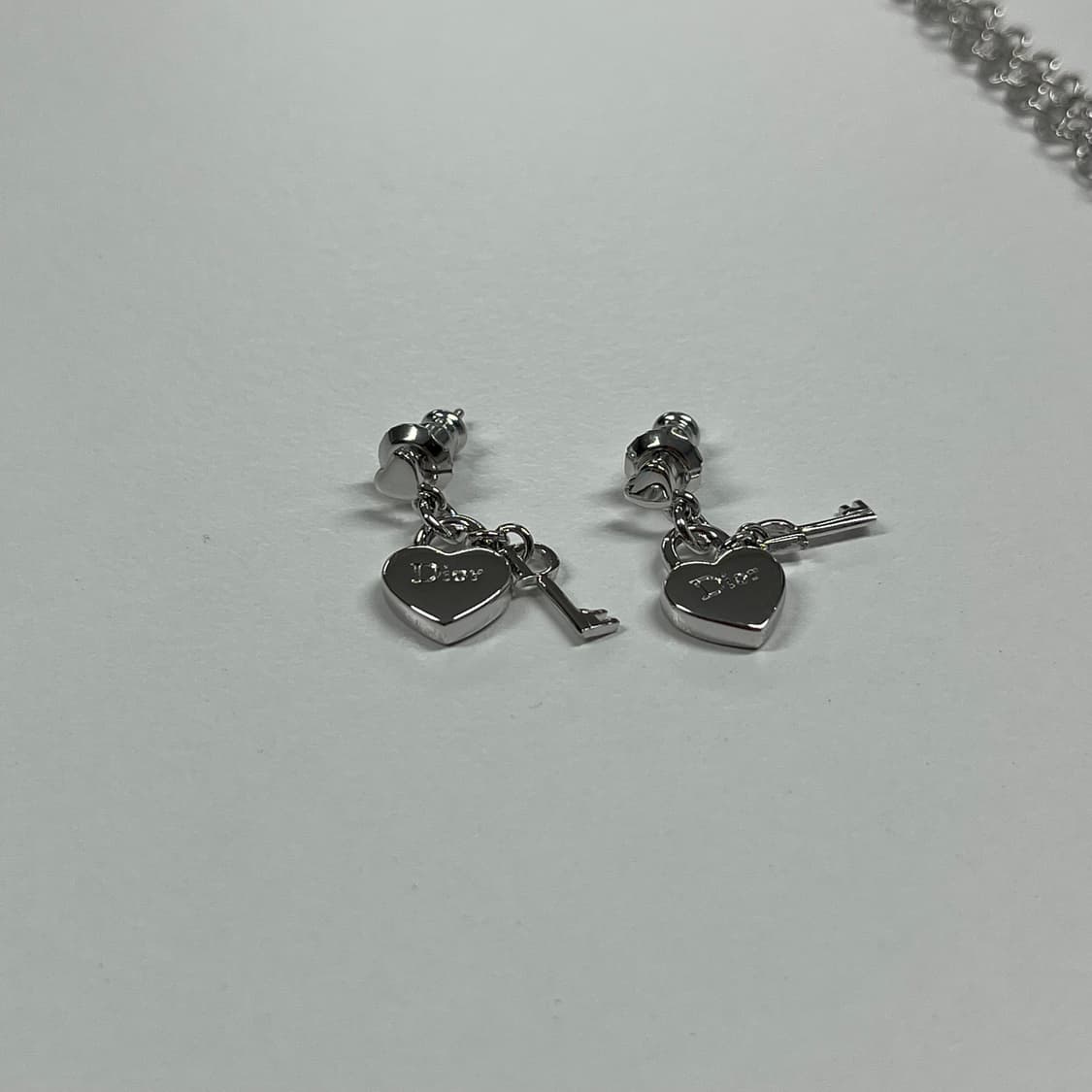 디올 하트 태그키 목걸이 상품이미지5