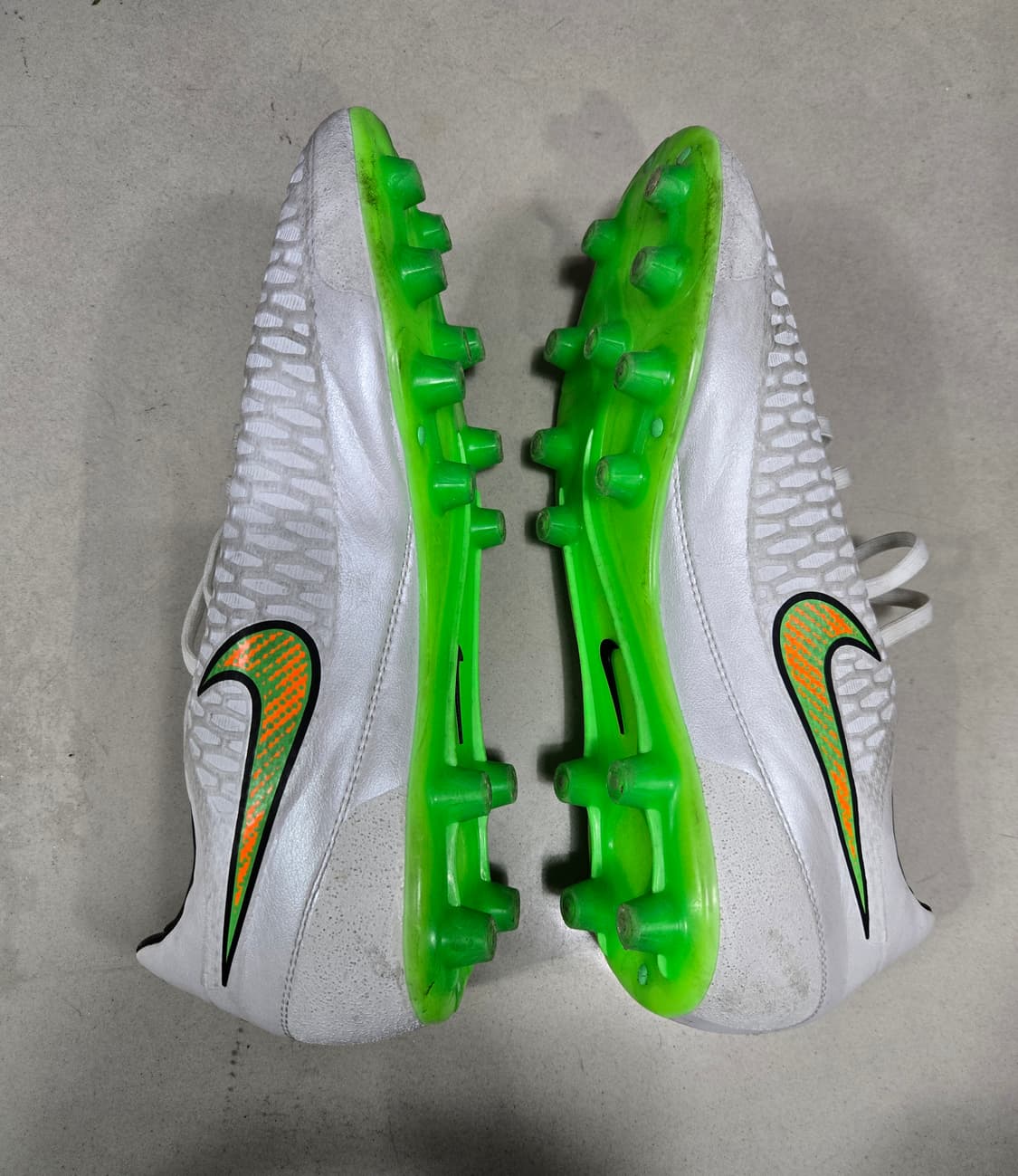 나이키 마지스타 오퍼스 HG 축구화 275mm 상품이미지3