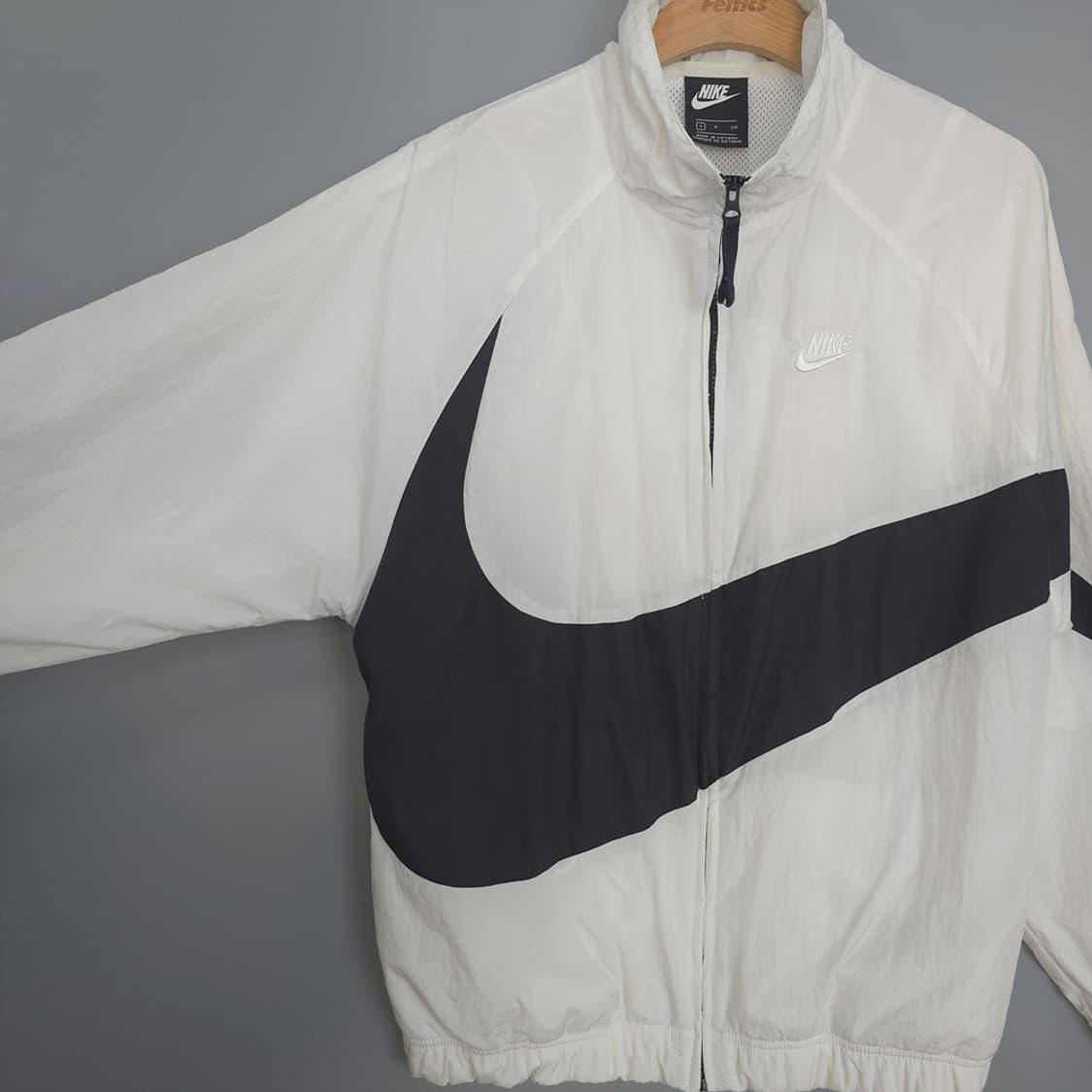 나이키 NIKE 빅 스우시 바람막이 화이트 S 상품이미지2