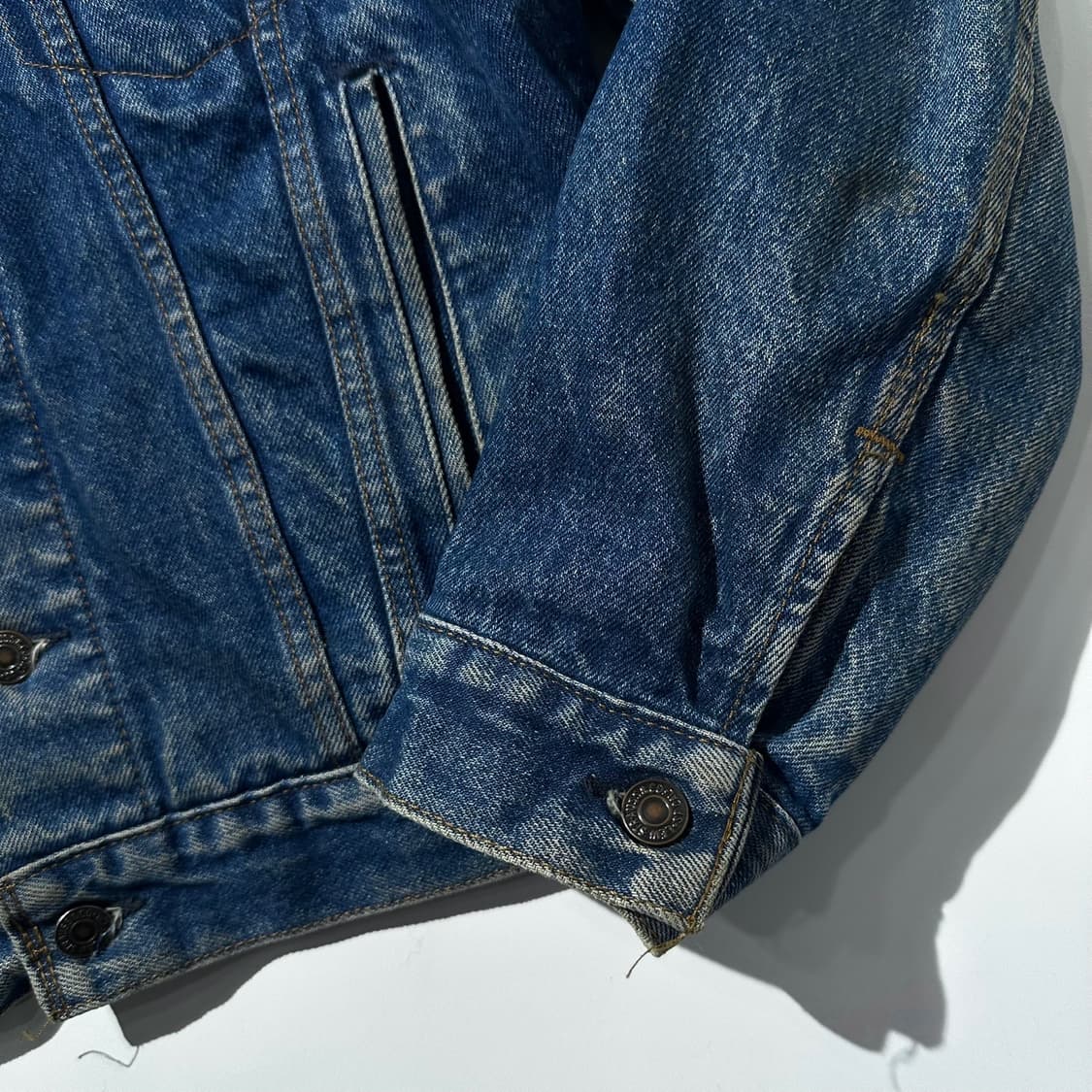 90’s USA 리바이스 체크 라이닝 데님 트러커 자켓 상품이미지6