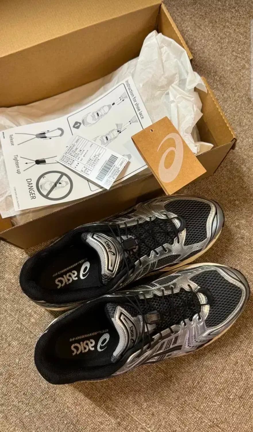 아식스 언리미티드 젤카야노 14 캐리어 그레이 블랙 상품이미지1