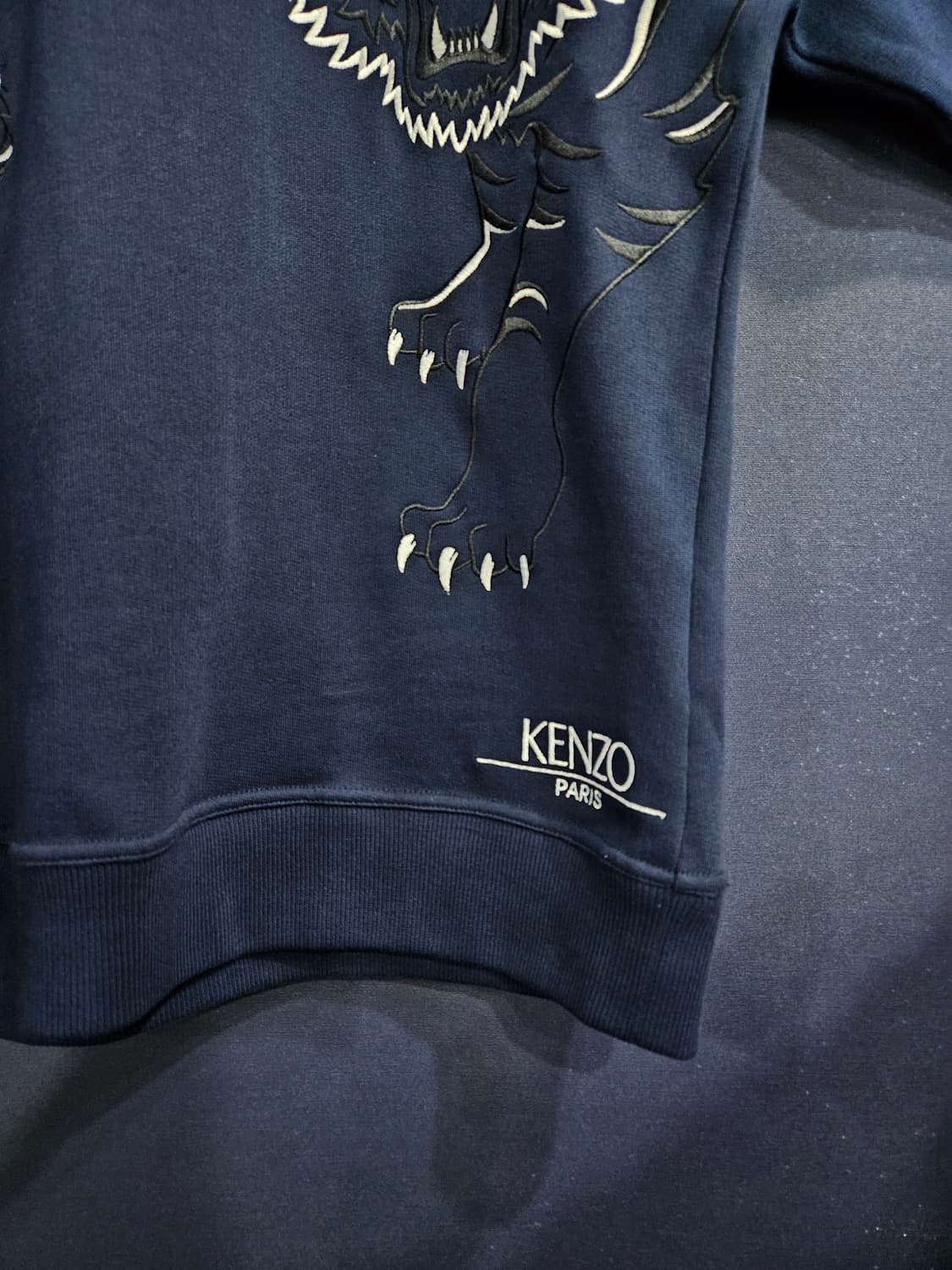 겐조 호랑이자수 네이비 남성 오버핏 100~105 맨투맨  상품이미지6