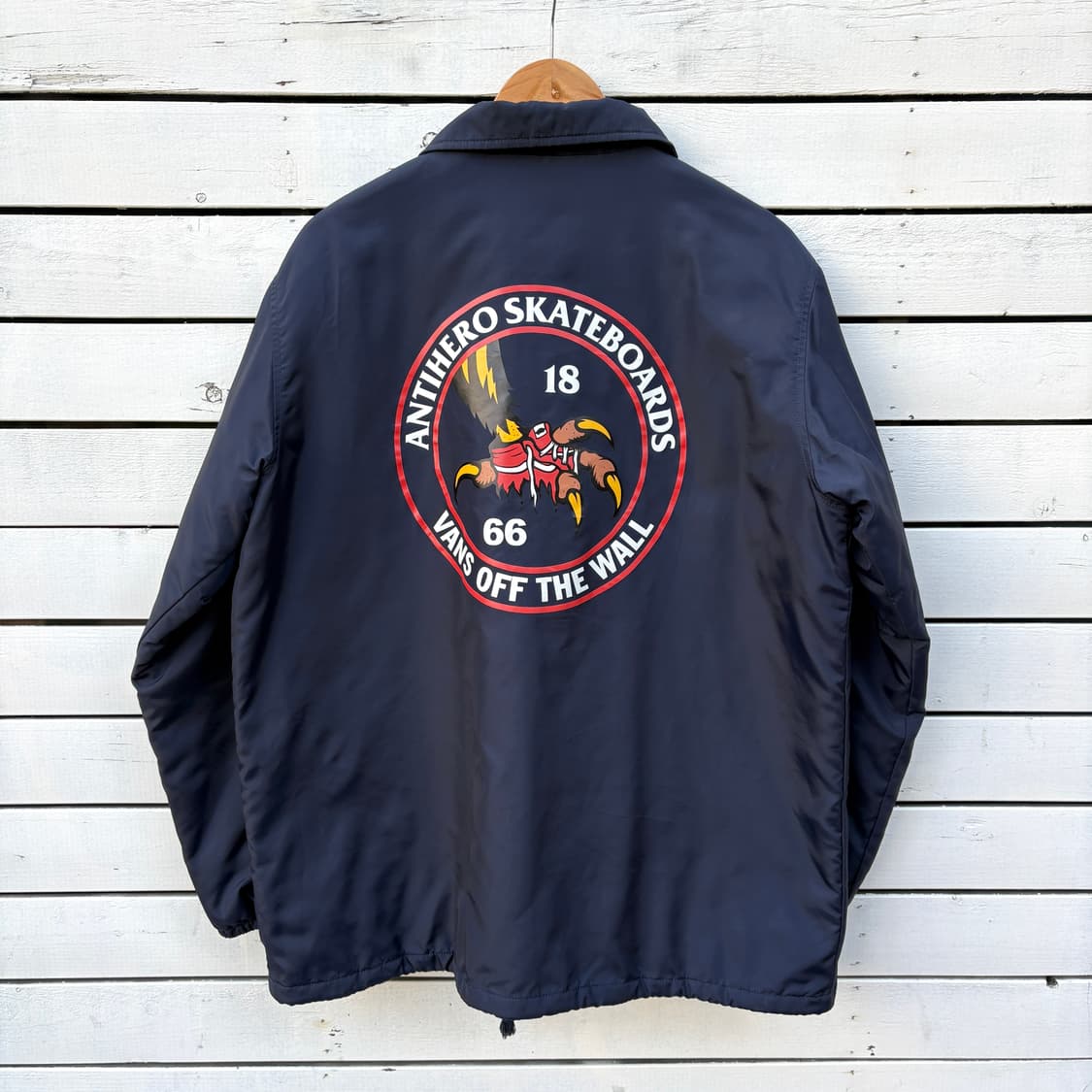 Vans x Anti Hero 반스 x 안티히어로 코치자켓 상품이미지2