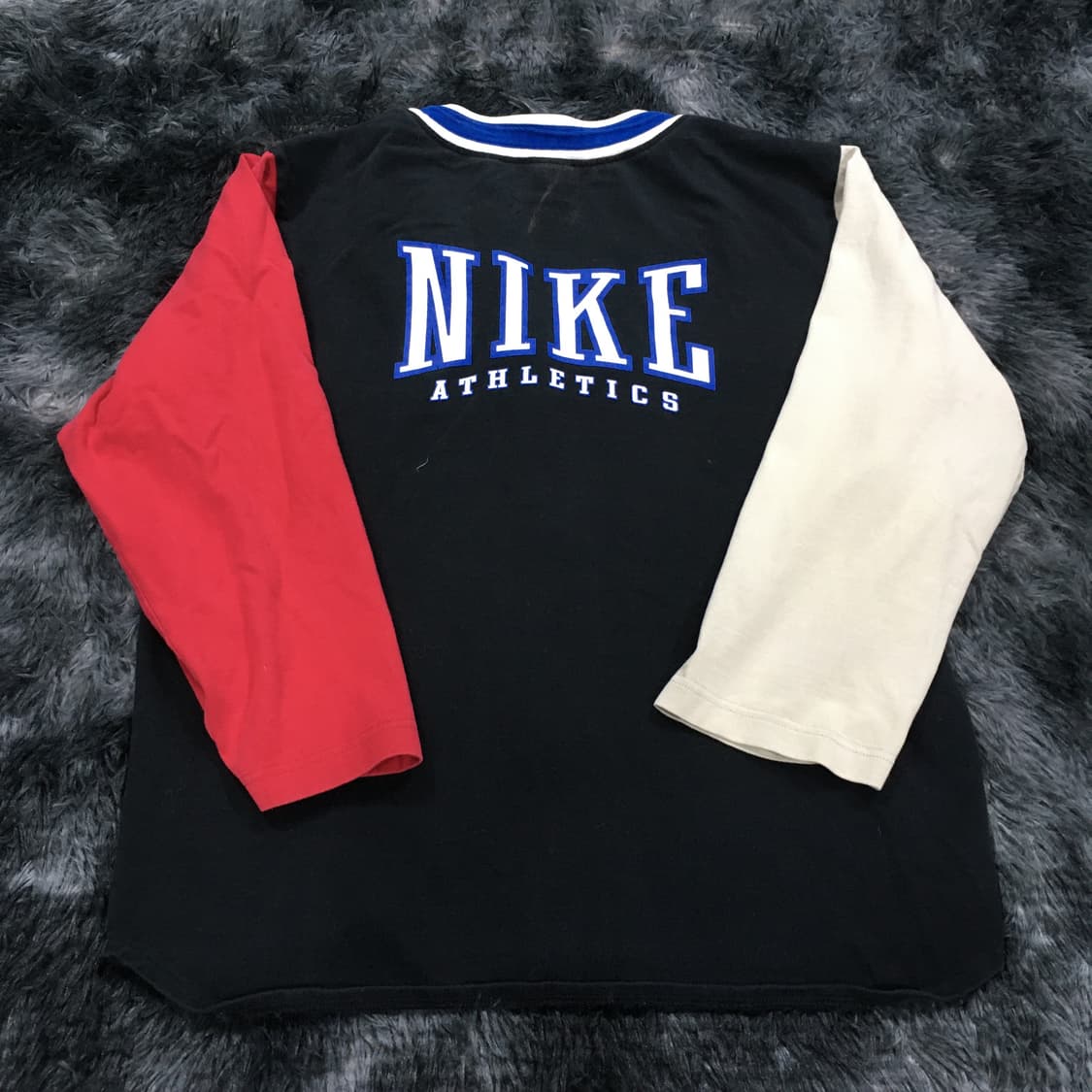 투티/0233 나이키 애슬레틱스 배색 긴팔 상품이미지6