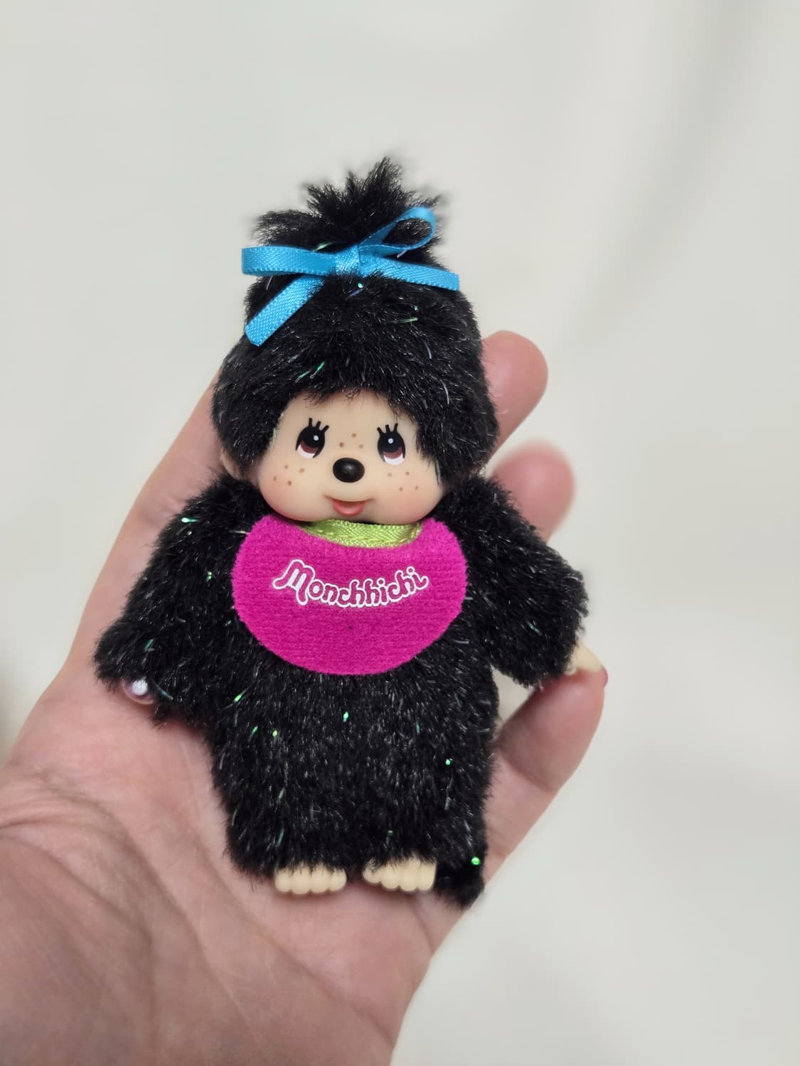 몬치치 블랙빤짝이 키링 상품이미지1