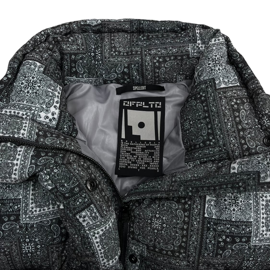 스펠에디트 반다나 패턴 패딩 상품이미지6