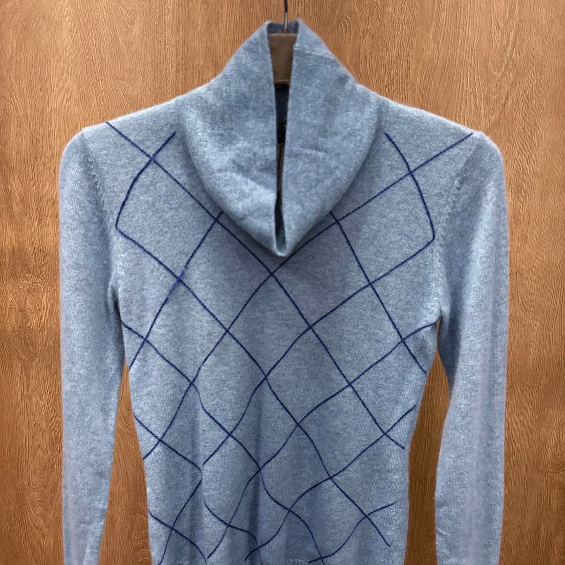 막스마라 위켄드 터틀넥 캐시미어 긴팔 니트 아가일 패턴 디테일 블루 상품이미지4