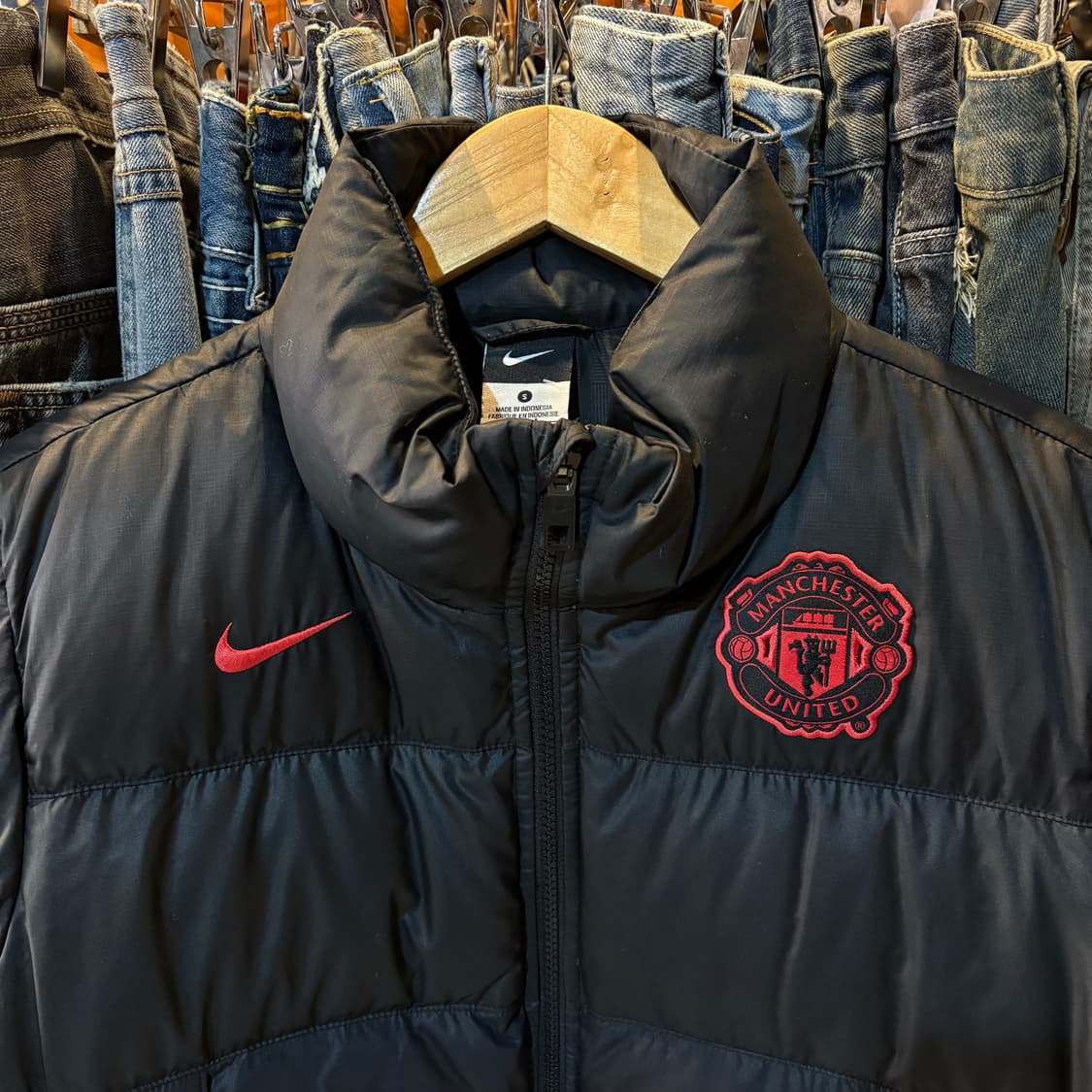 나이키 맨체스터 유나이티트 다운패딩 상품이미지2