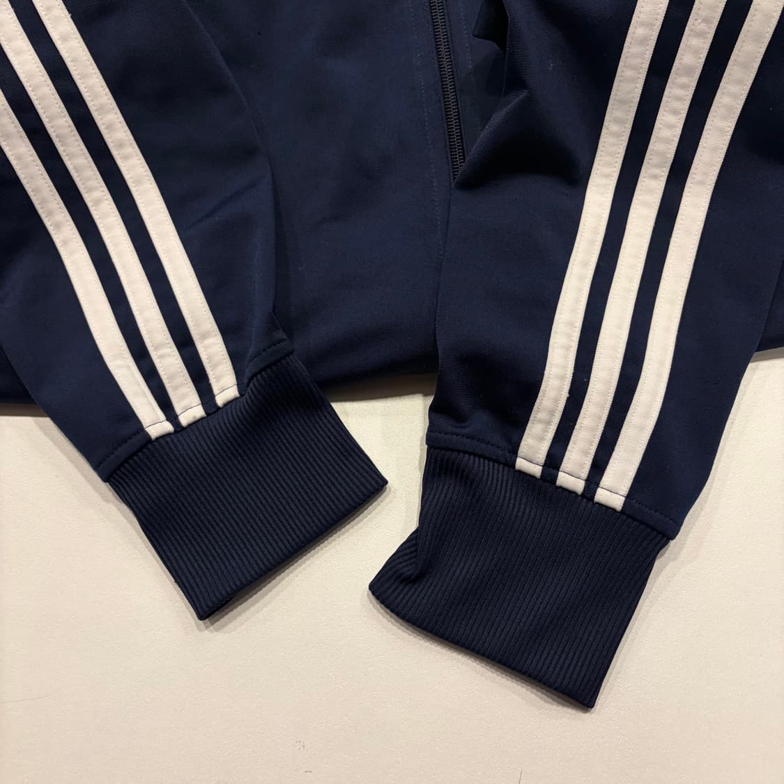 [100] 12s 아디다스 파이어버드 네이비 삼선 트랙탑 B823 상품이미지6