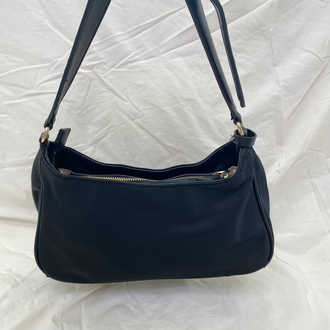 GUESS 00s 미니 숄더백 상품이미지4