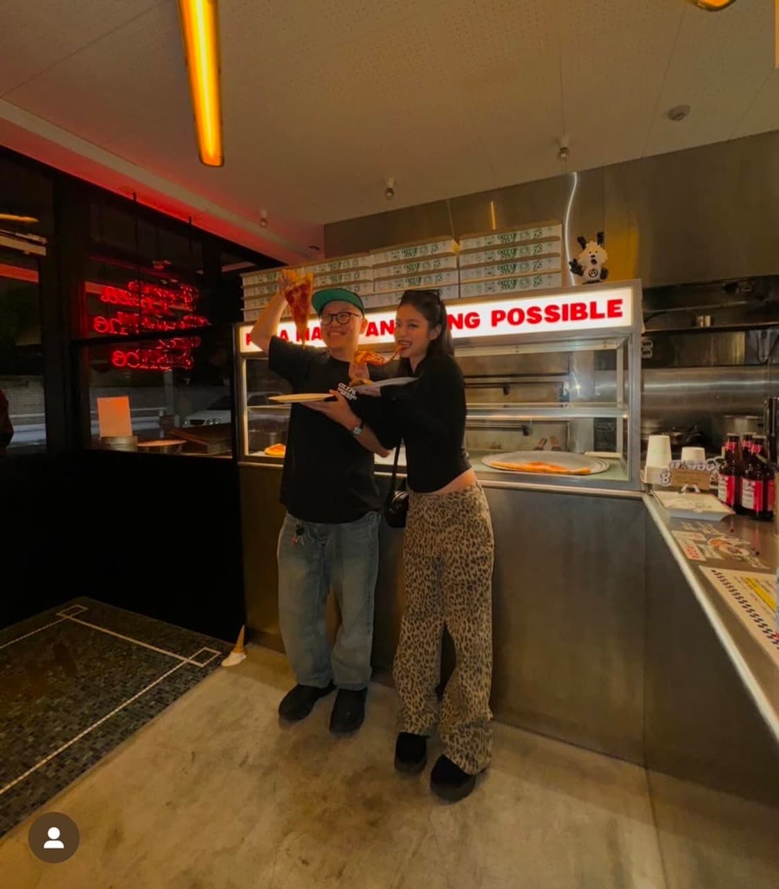 오데스 LEOPARD STRAIGHT PANTS - CHARCOAL 상품이미지3