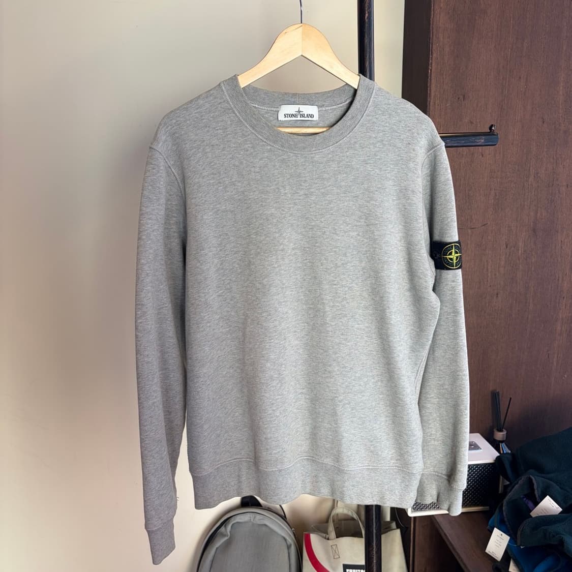 15770 - 스톤아일랜드 그레이 와펜 맨투맨 상품이미지2