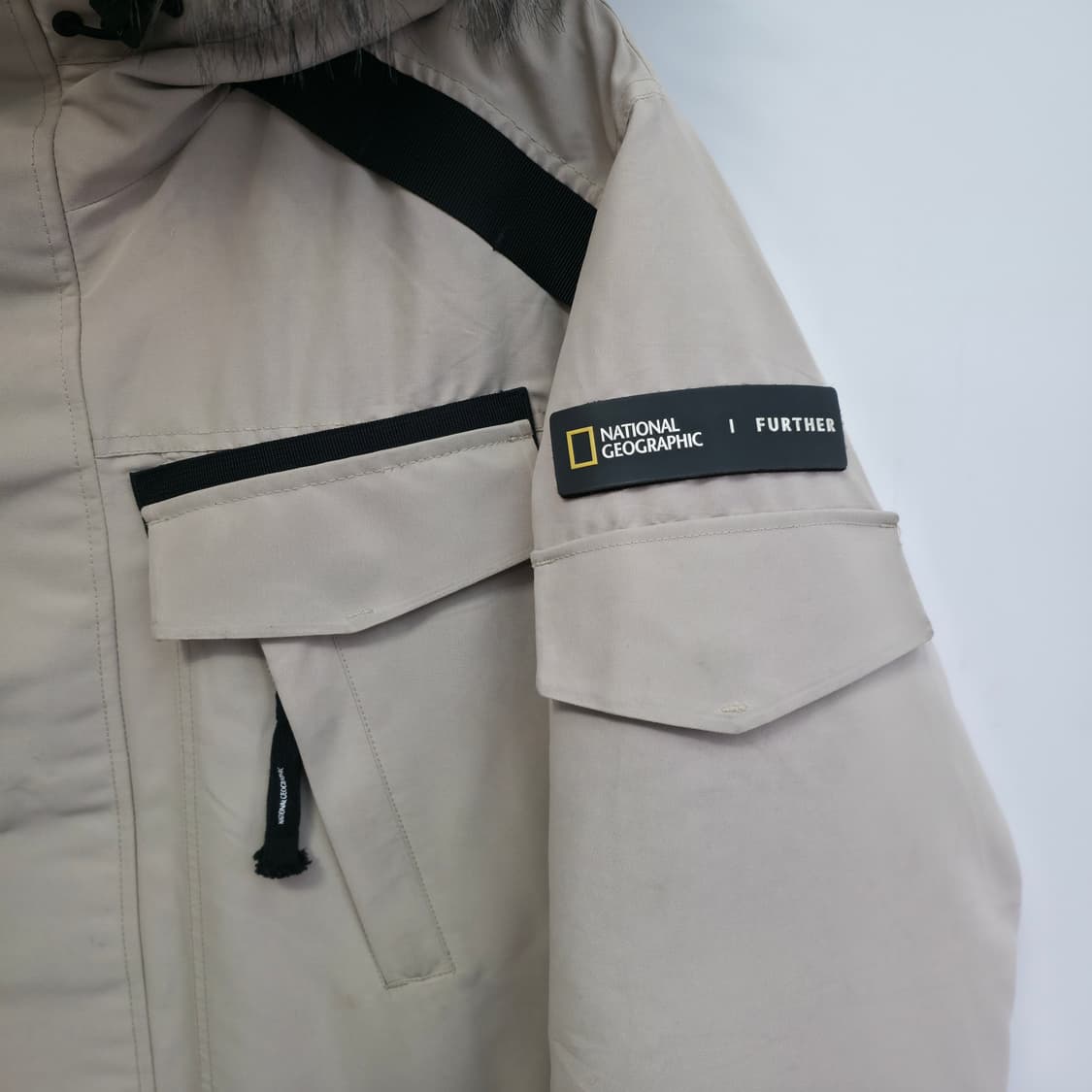 [XL] 내셔널지오그래픽 베이지 유틸리티 패딩 자켓 상품이미지4