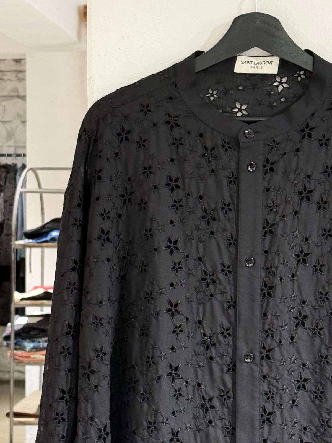 생로랑 블랙 스타 자수 아일렛 셔츠 상품이미지2