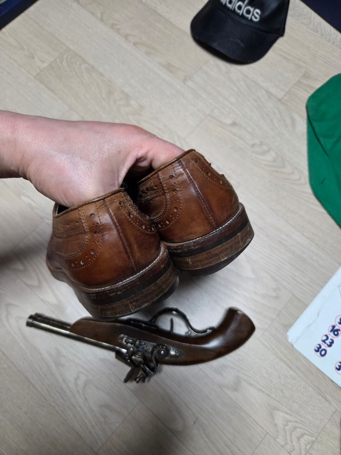 EIRENE 윙팁 구두 더비 로퍼 수트 브라운  상품이미지4