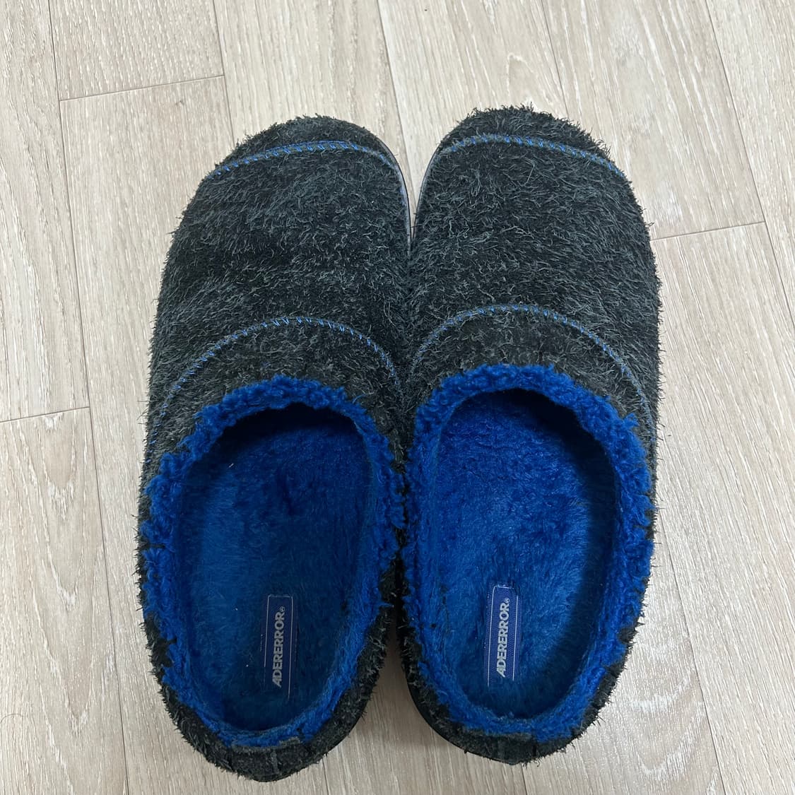 (270) 아더에러 moc 목 느와르 슬리퍼 어그 상품이미지5