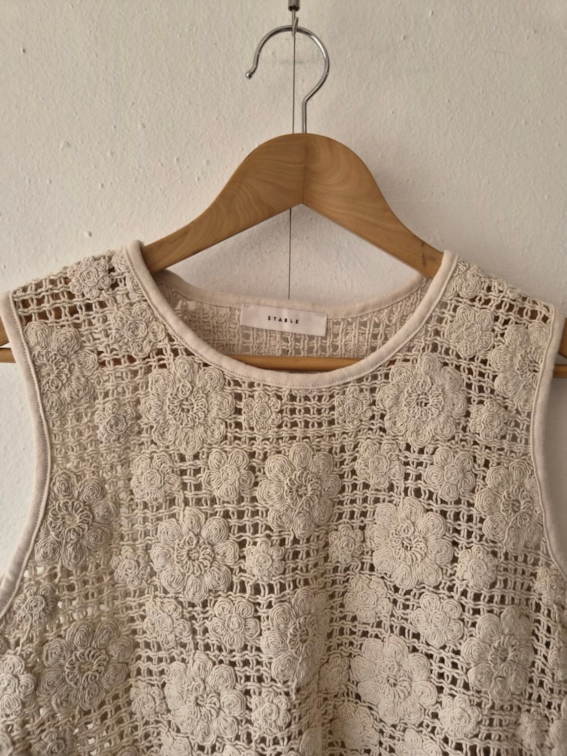 스테이블 Stable 여성 플라워모티브크로셰조끼 FREE 상품이미지1