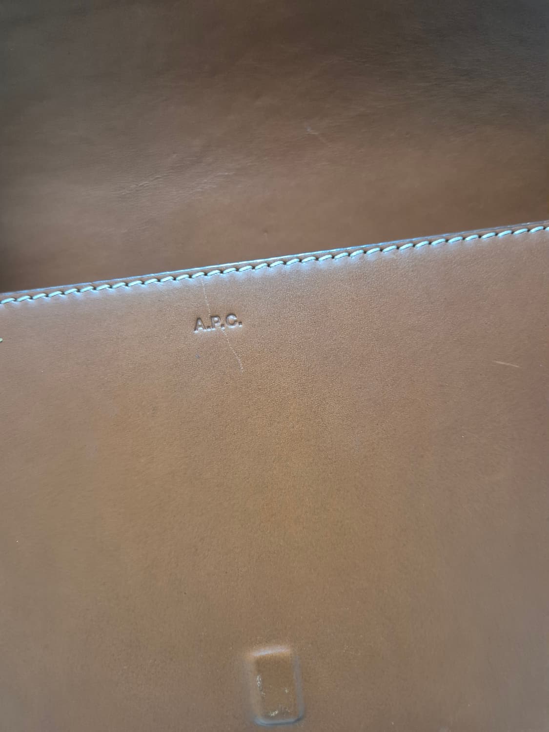 (정품) A.P.C 아페쎄 제임스 레더 백 통가죽 크로스 상품이미지6