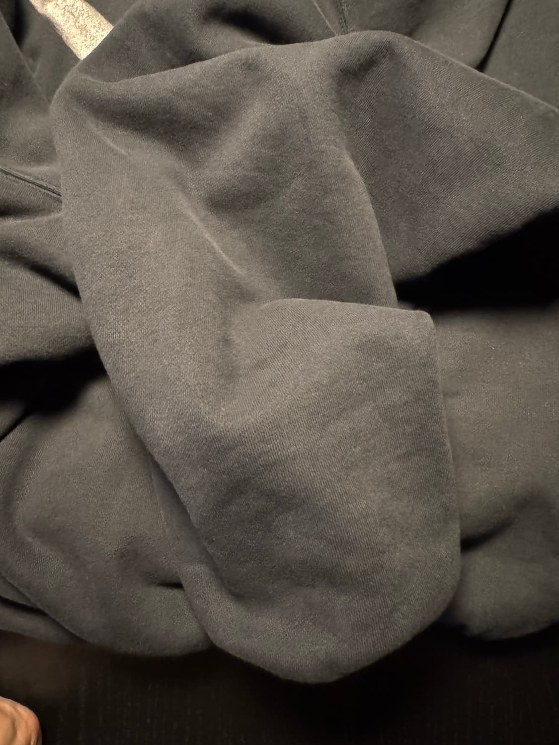 Yeezy Gap [Washed Black] M 상품이미지3