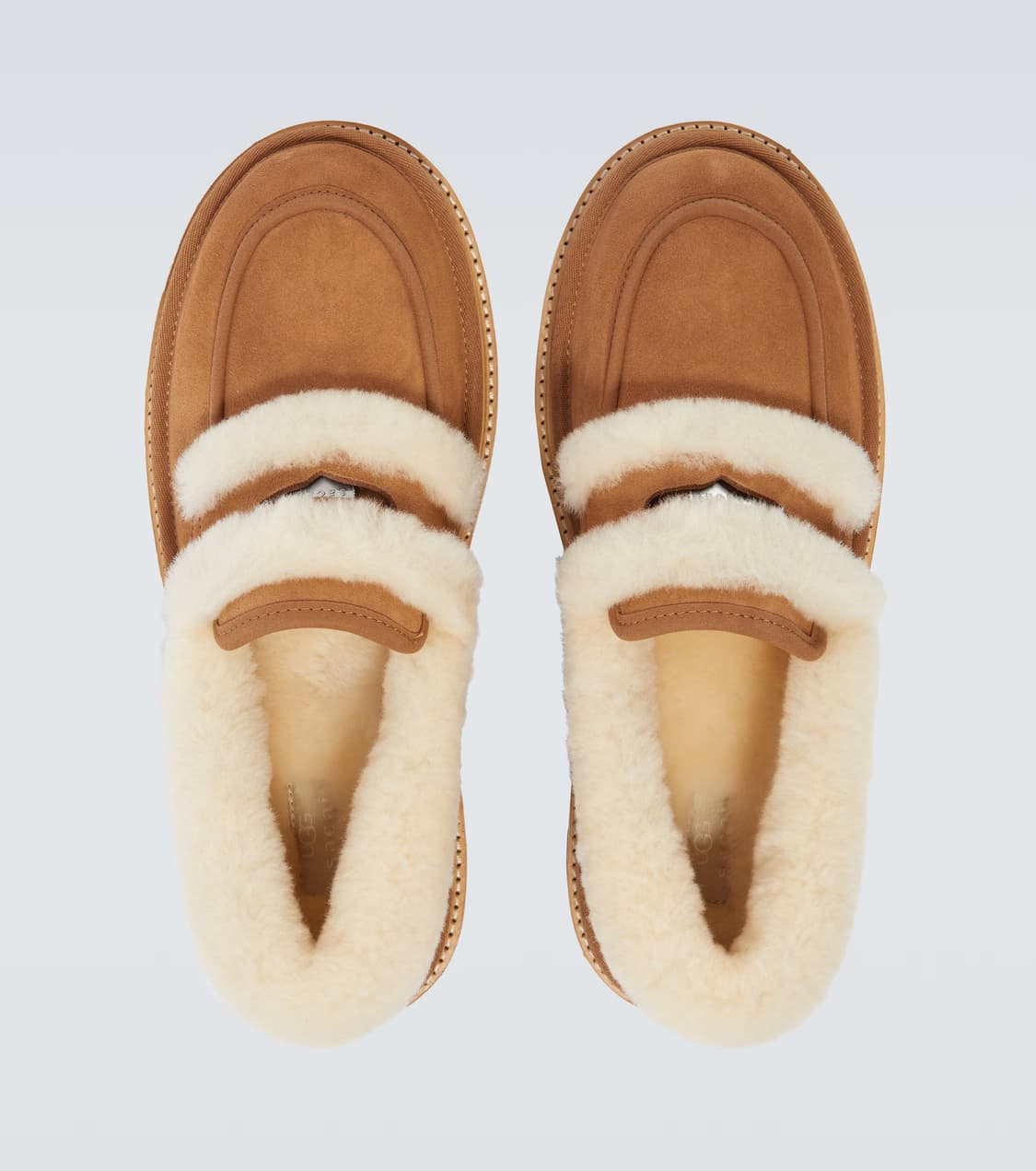 UGG X sacai Loafer Chestnut 소가죽 양모 로퍼 상품이미지3
