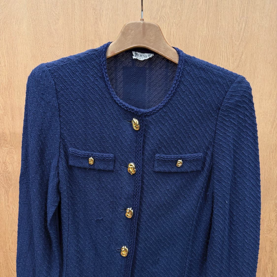 에르노 라운드넥 코튼 자켓 골드 버튼 디테일 레귤러핏 블루 상품이미지4