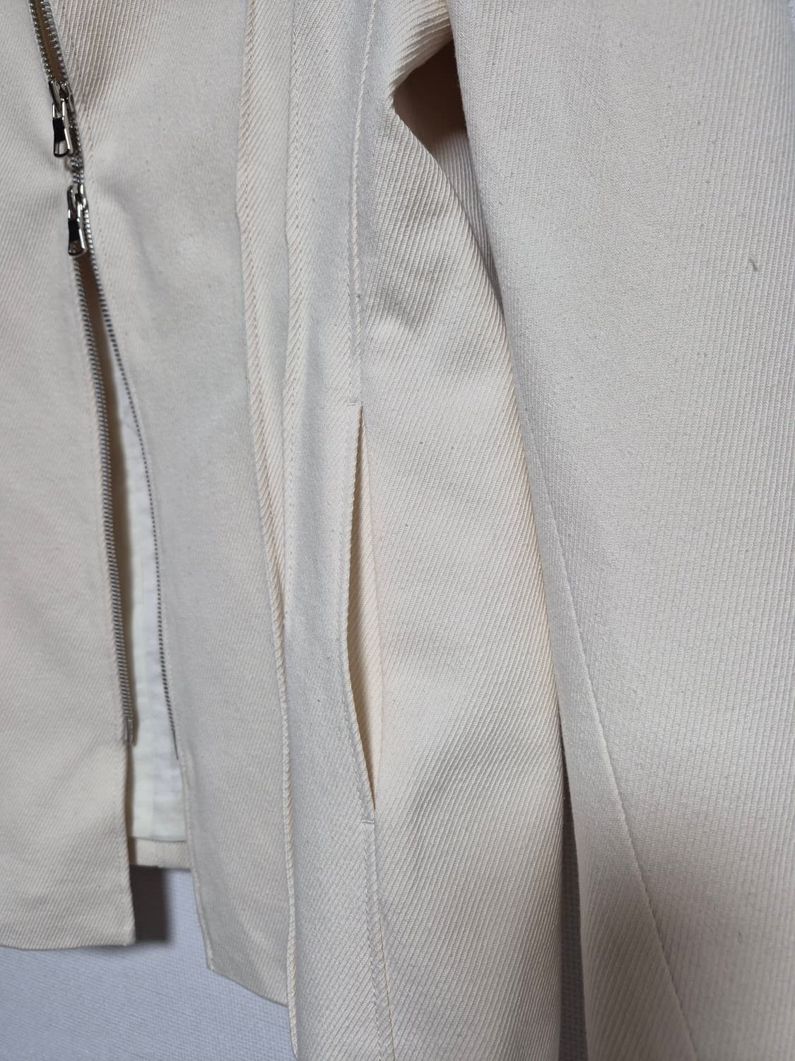 gu_deres  아이보리 집업자켓 여성M 상품이미지5