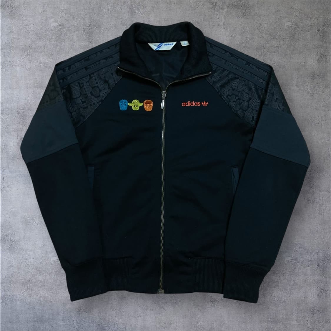 아디다스 빈티지 해골 자수 빅로고 블랙 트랙탑 상품이미지1
