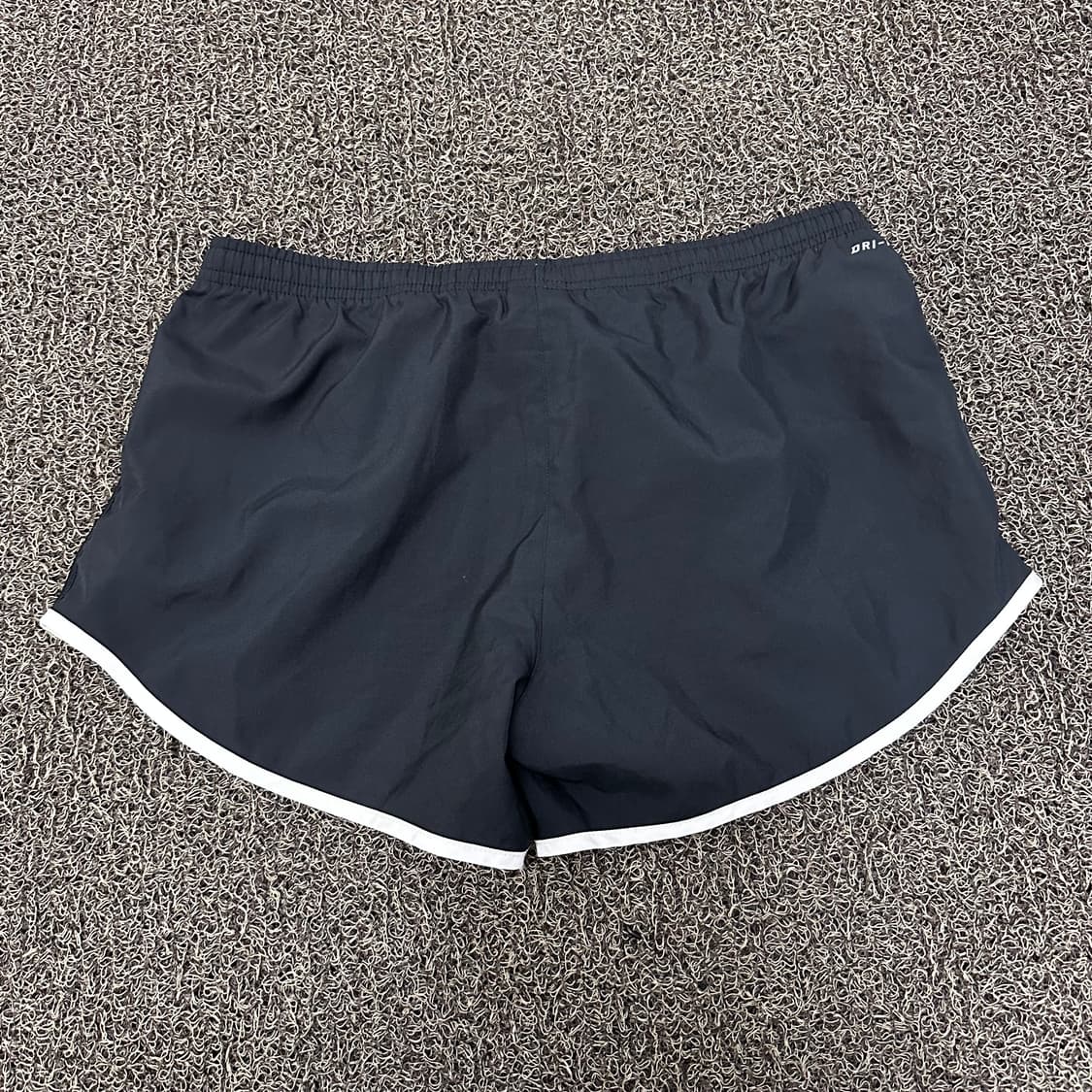 NIKE 나이키 여성 운동복 반바지 M 상품이미지5