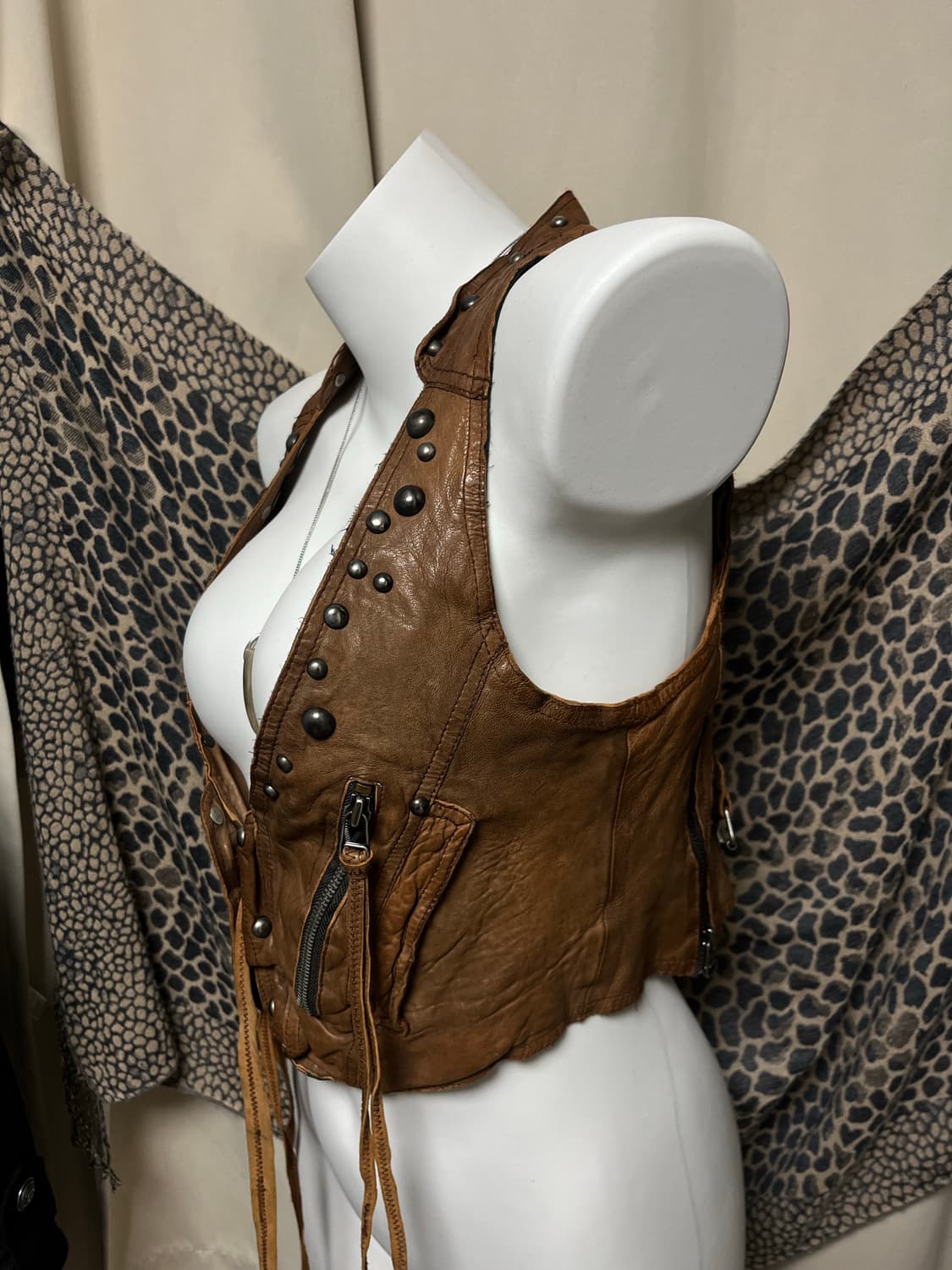 스터드 램 스킨 웨스턴 자켓 상품이미지3