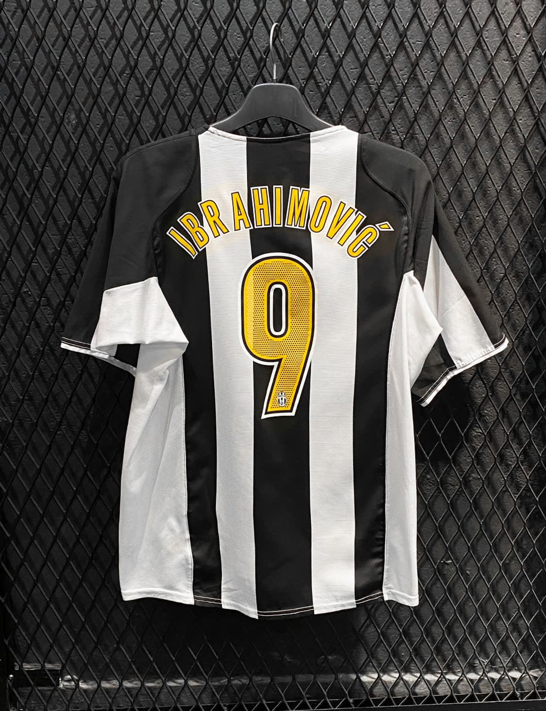 04/05 유벤투스 홈 즐라탄 (M) 상품이미지3