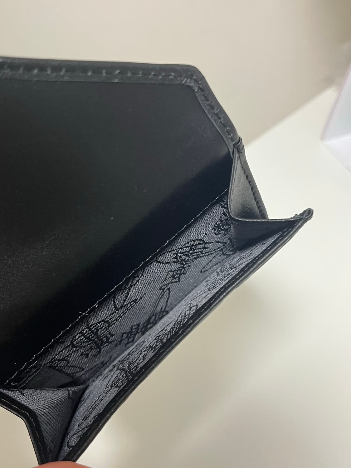 비비안웨스트우드 반지갑 3단자갑 상품이미지3