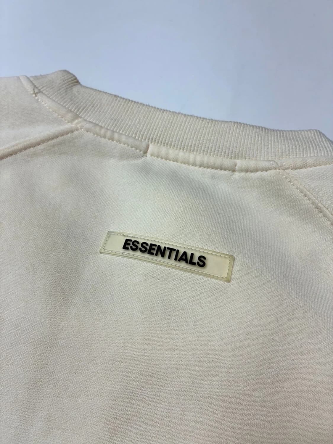 에센셜 피어오브갓 로고 시그니처 오버 맨투맨 PN9140 상품이미지8