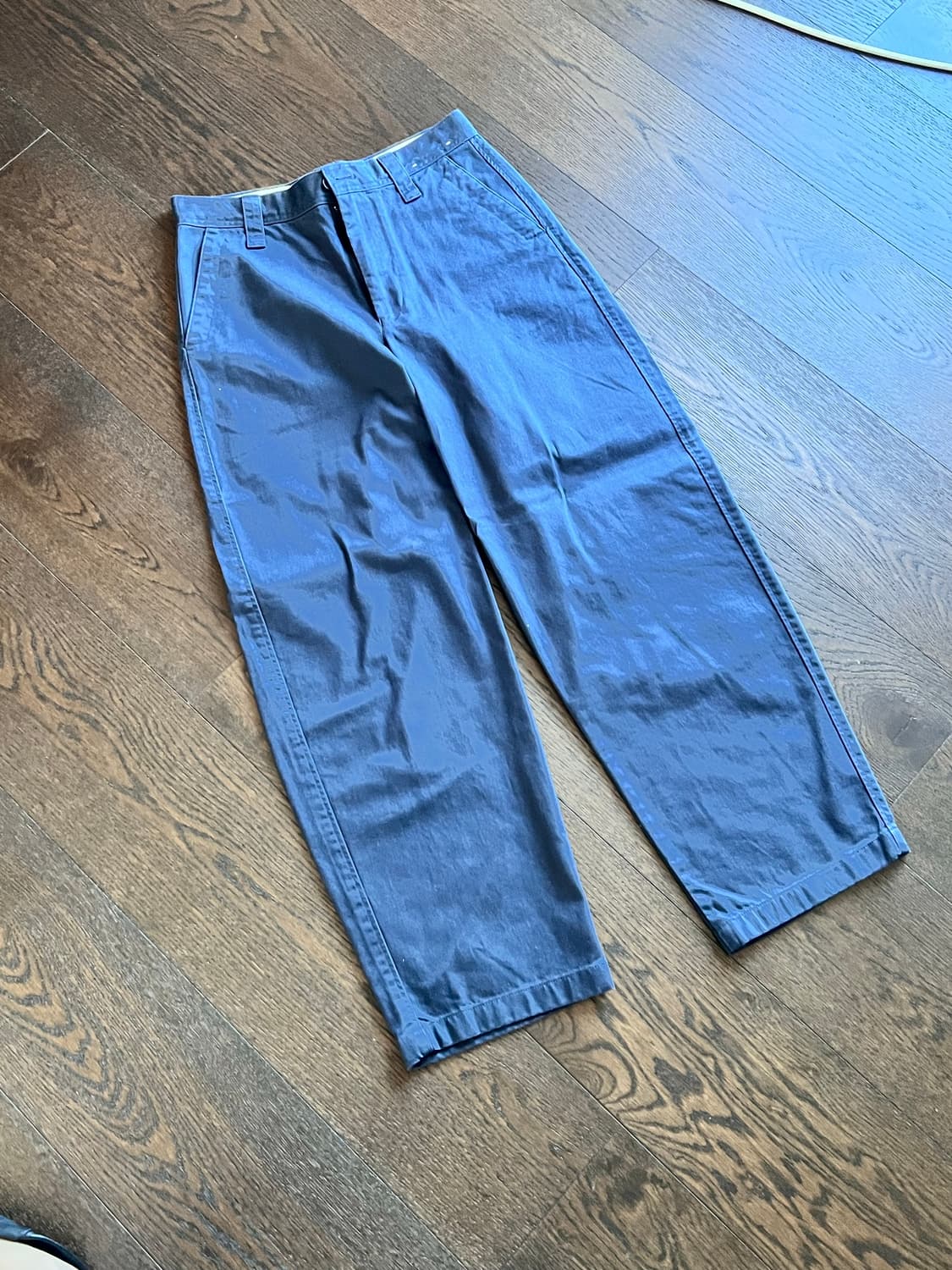 유니클로 와이드핏치노팬츠 네이비 상품이미지2