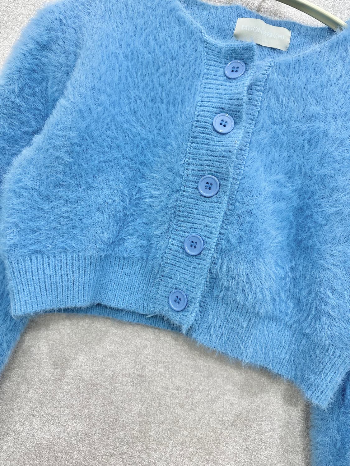 뭉치 퍼 니트 크롭가디건  상품이미지2