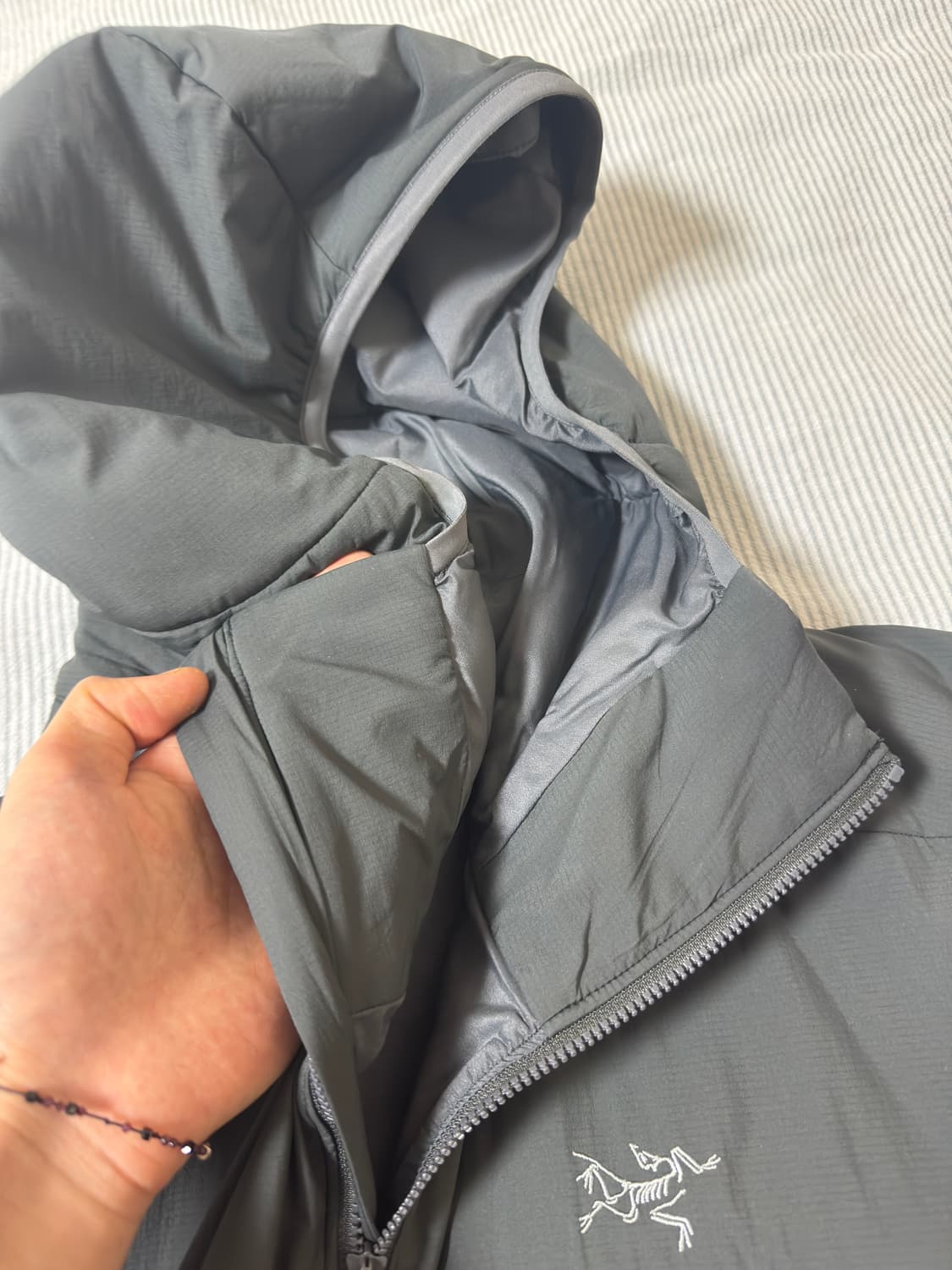 (SS급) 아크테릭스 아톰 LT 후디 글리치 M 상품이미지7