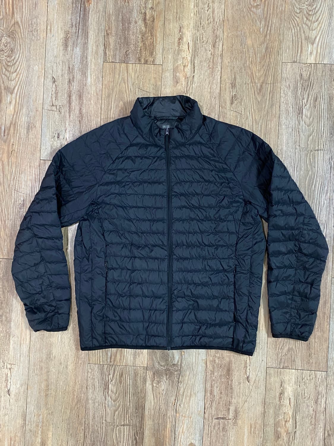 유니클로 울트라라이트다운 블랙 XL 상품이미지2