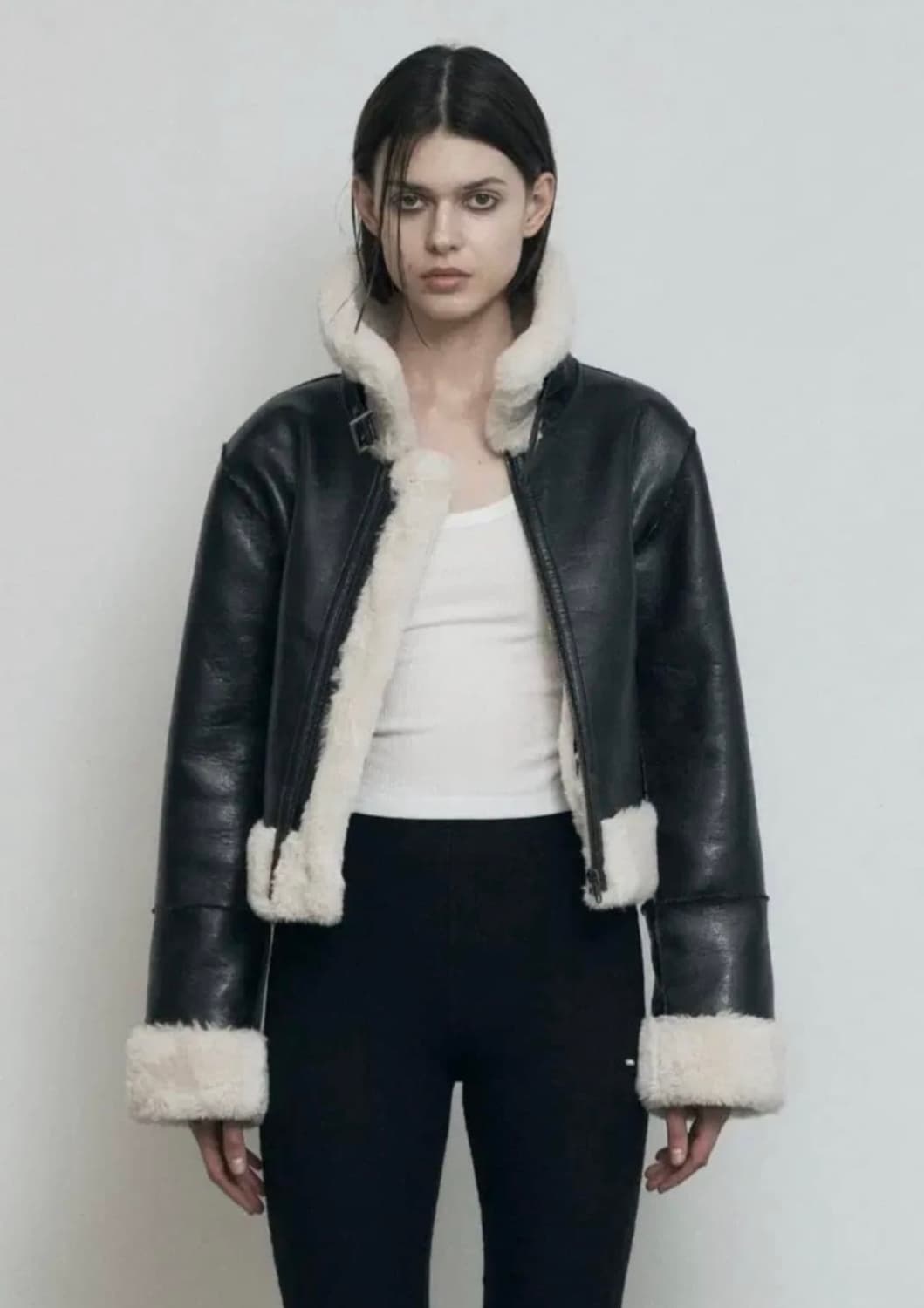 보헤미안서울 23fw 슬림핏 무스탕 블랙 상품이미지1