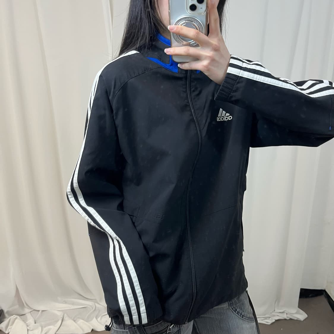 Adidas black windbreaker 상품이미지3