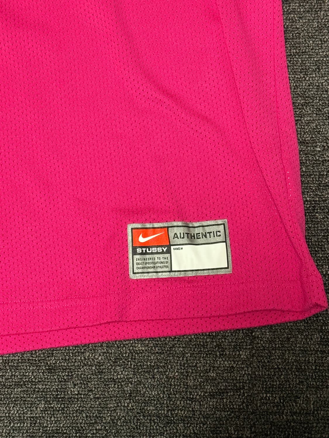 [L] 나이키 x 스투시 롱슬리브 탑 파이어베리 (FJ9164-615) 상품이미지2