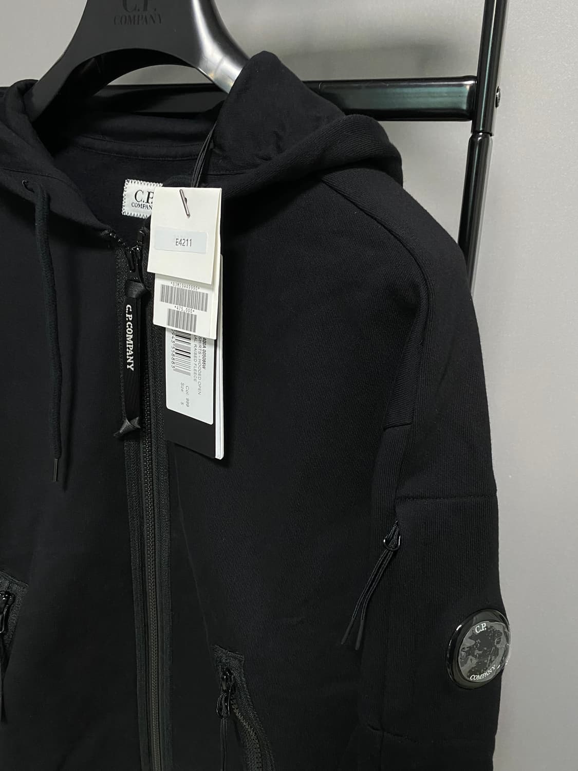 cp컴퍼니 블랙 후드집업 S 상품이미지2