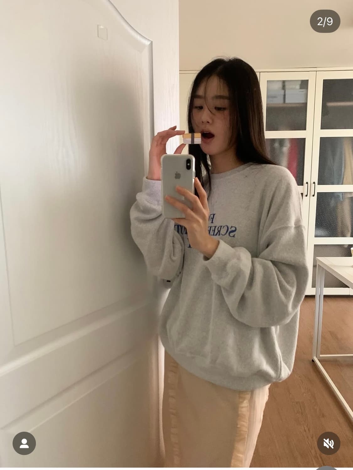 리본빛 그레이 맨투맨 상품이미지4