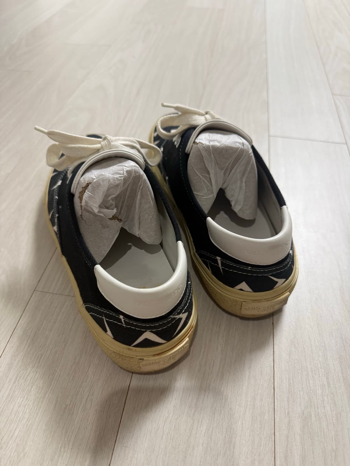 생로랑 15FW 부메랑 스니커즈 상품이미지6