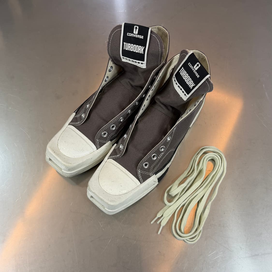 [리오브전포점] 컨버스 x 다크쉐도우 터보다크 척 70 하이 그레이 상품이미지1