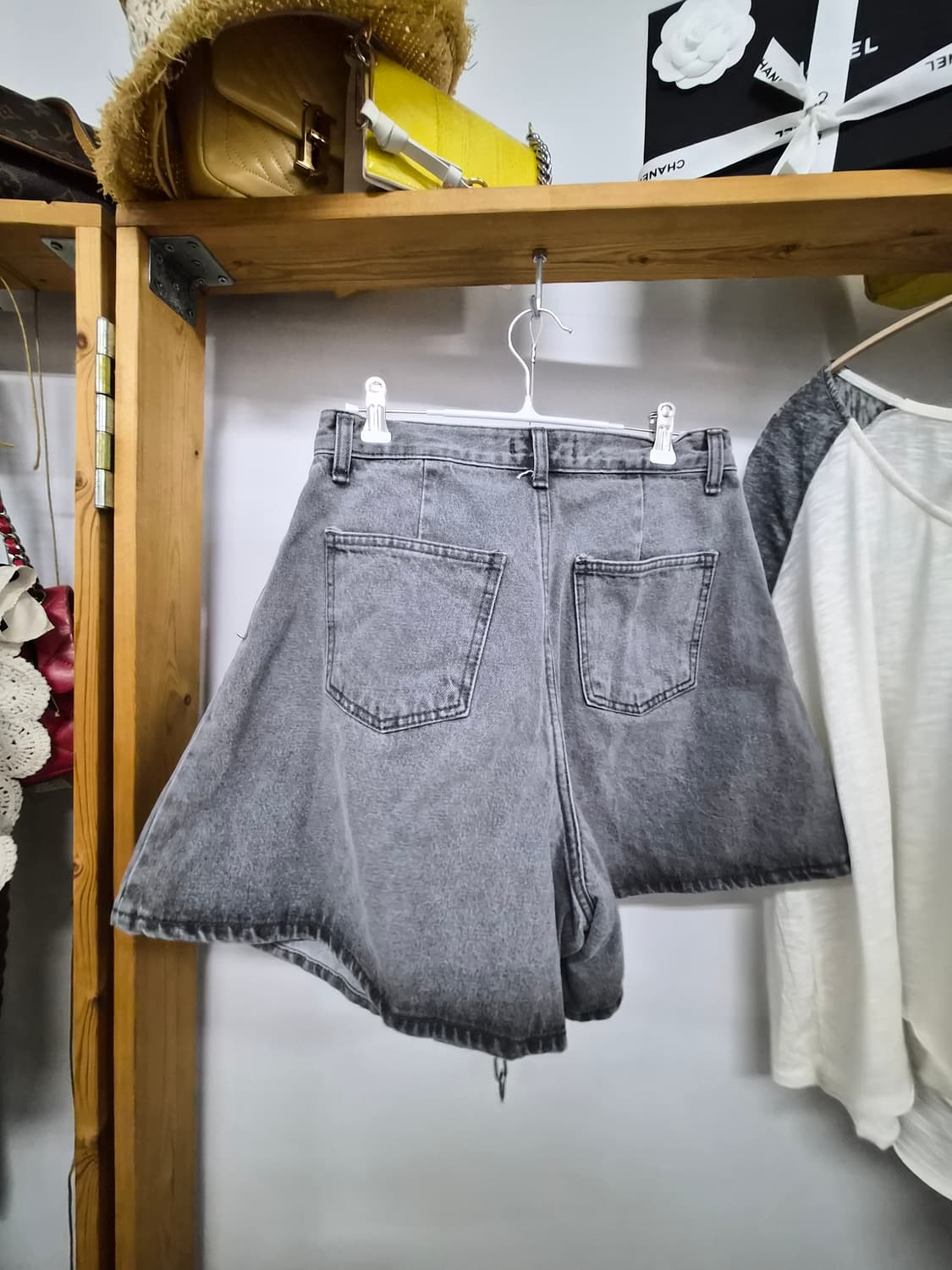 자라 레이스티. 럭키룸 플레어 그레이진 상품이미지10