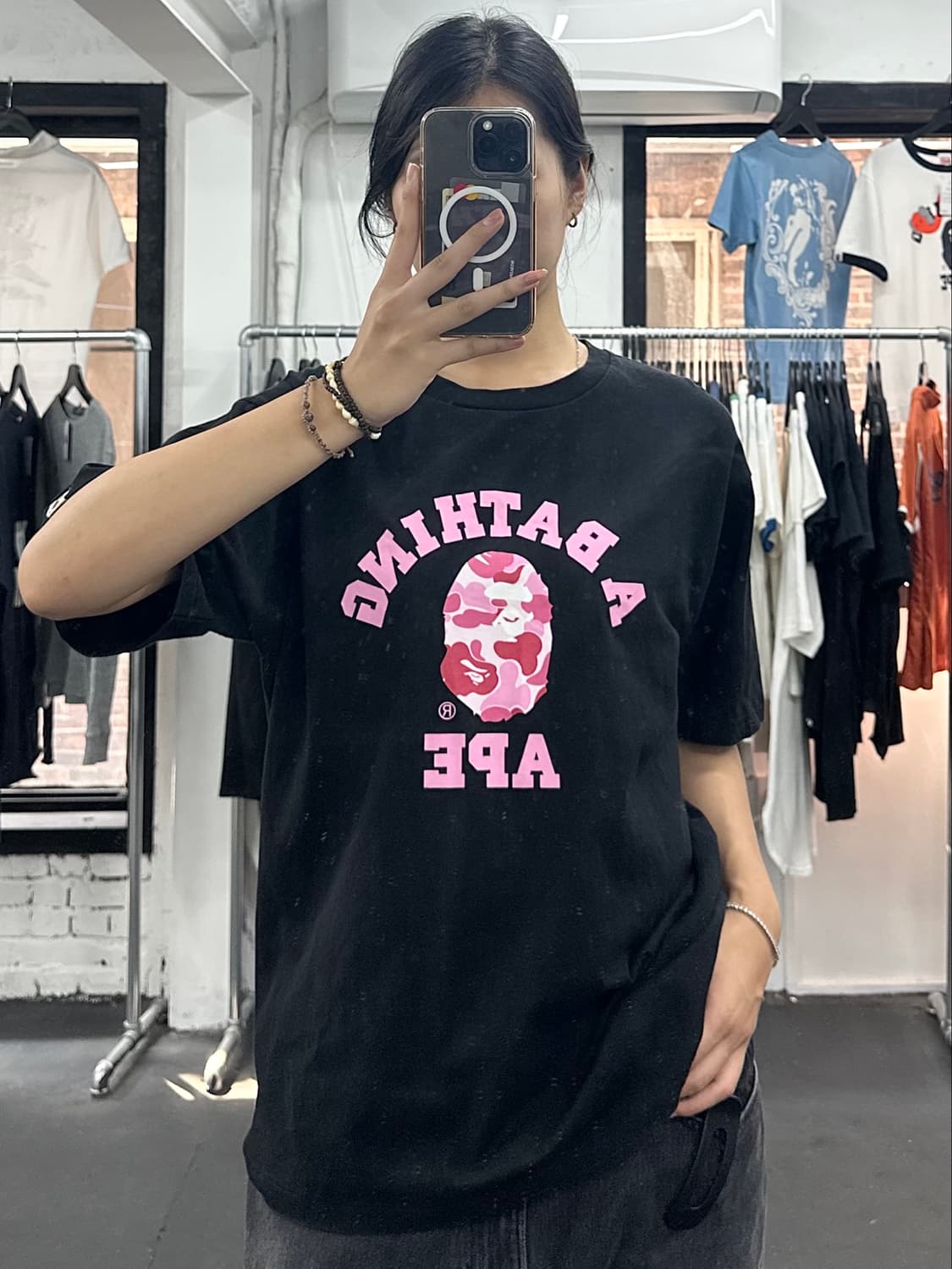 베이프 핑크 카모 컬리지 티셔츠 상품이미지2