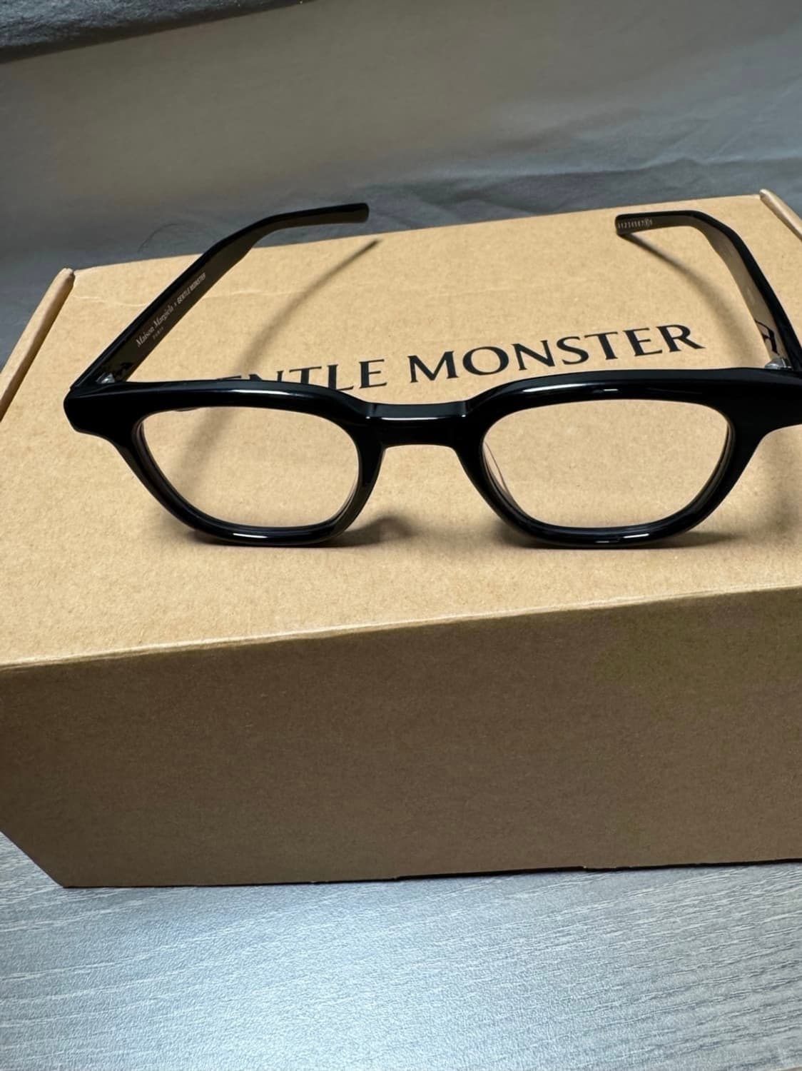 MM010 젠틀몬스터x마르지엘라 콜라보 안경 상품이미지3