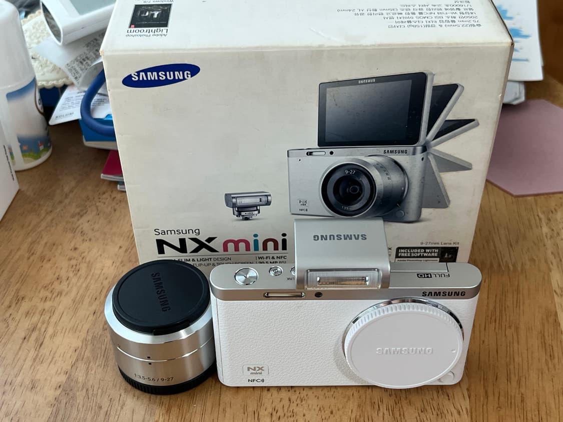 삼성 NX mini 미러리스 카메라 화이트 상품이미지1