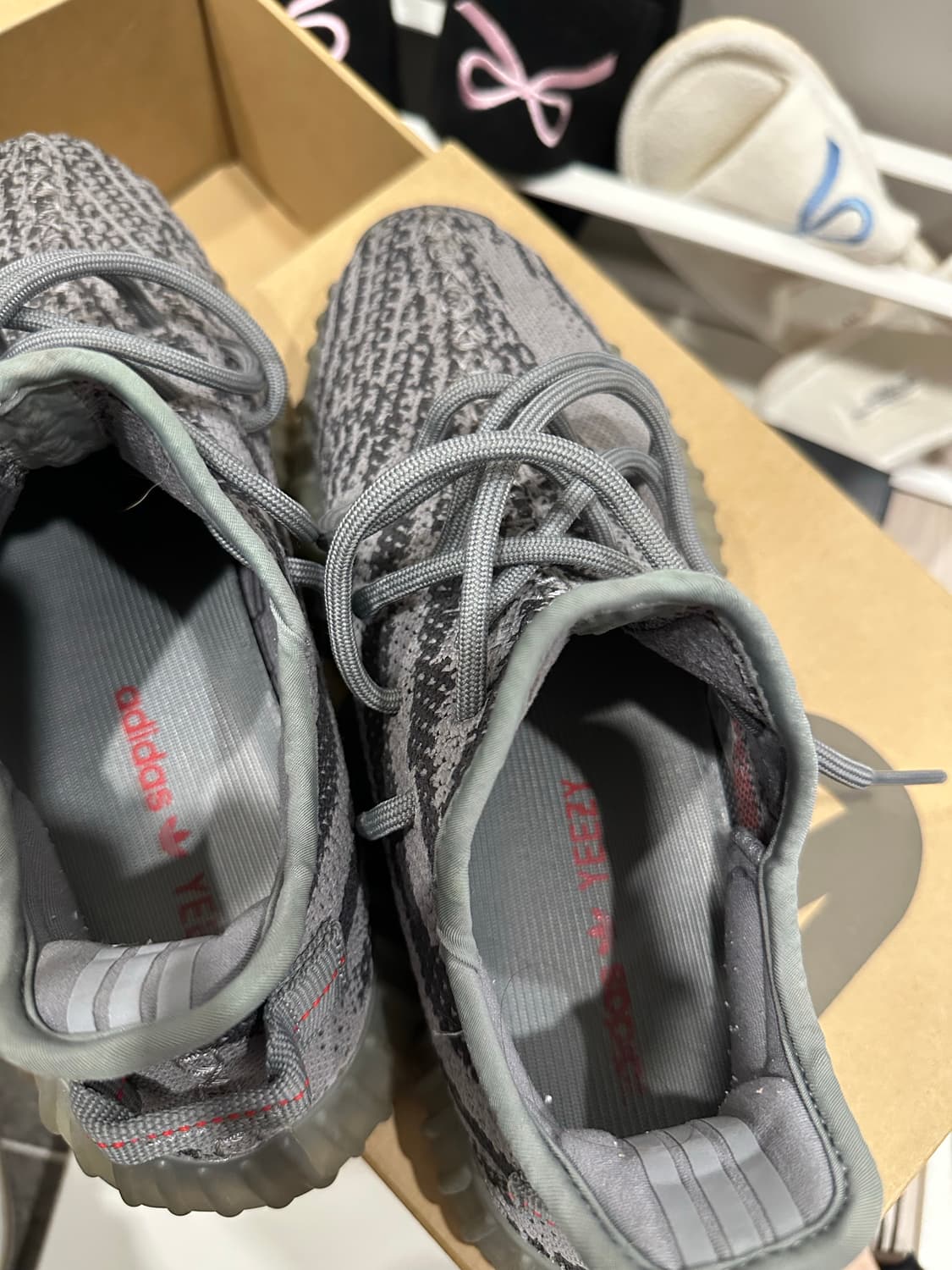 이지부스트350 벨루가 2.0 255 상품이미지6