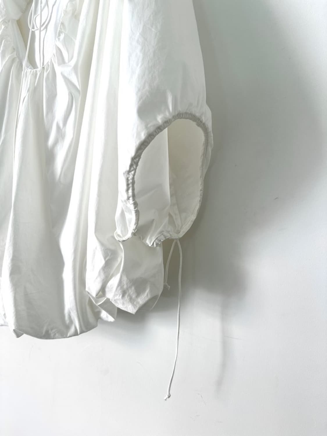 Off shoulder pumpkin ops & top / white 상품이미지5